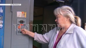 Неизвестные с дрелью по ночам высверливают камеры у «умных» домофонов