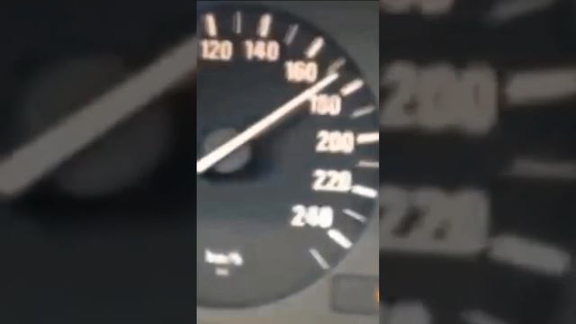 #video BMW E60 top speed 200 km/h #civic #automobile #minivlog #freememes