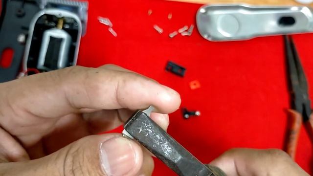 KEMEI KM-1997 switch issue repair || RAZOR/CLIPPER смотреть онлайн