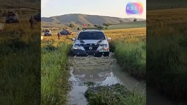 #kia #sorento #kiasorentoclubtürkiye Extreme çamur su gecişi смотреть онлайн