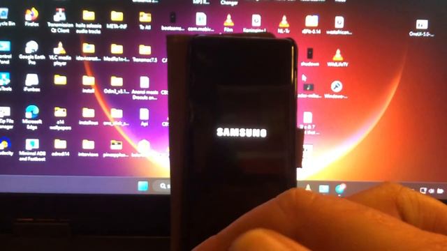 How To install Samsung OneUi 5 Android 13 to S10 S10+ Note 10 & others смотреть онлайн