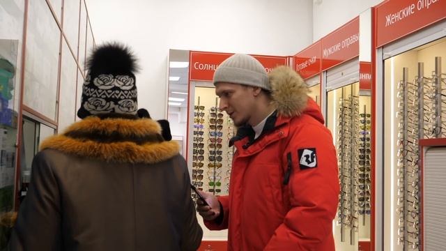 Оплатил покупки бабушкам пенсионерам / Реакция на добрые дела смотреть онлайн