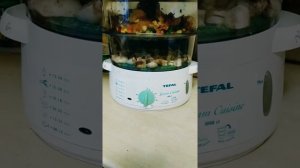 Рецепт: Курочка на пару с овощами по мексикански. (в пароварке)