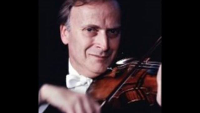 Menuhin plays Saint-Saëns Violin Concerto No. 3 - 2nd mvt смотреть онлайн