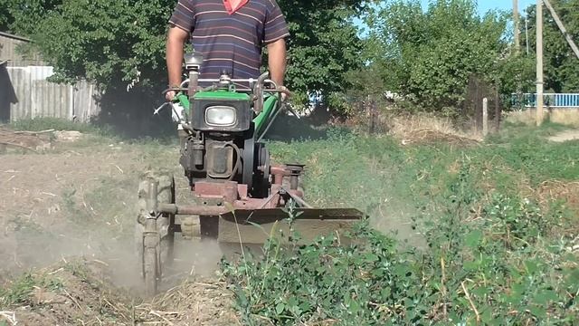 Мульчер для ботвы картофеля! Заменил... смотреть онлайн