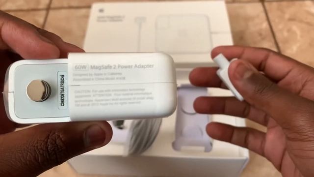 Unboxing  60W MagSafe 2 Power Adapter (MacBook Pro Retina/MacBook Air Charger) смотреть онлайн