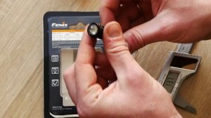 Обзор фонаря Fenix E01 v2.0 - отличный брелок на ААА