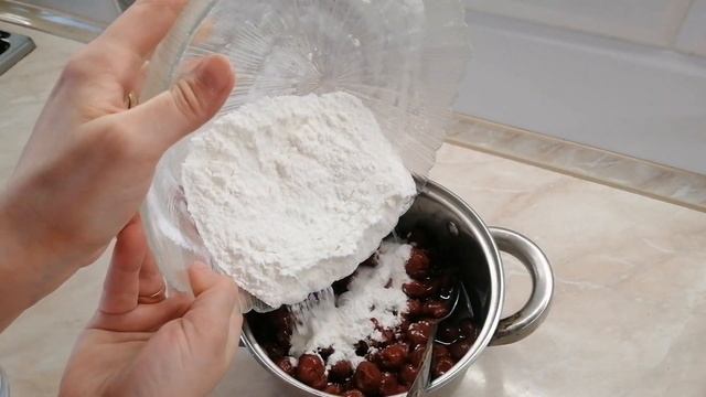 Смачна Вишнена начинка на крохмалі, яка підійде для пиріжків, пирогій, тортів, млинців! смотреть онлайн