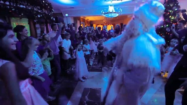 Новый год 2020: зажигательная вечеринка в стиле «Стиляги» смотреть онлайн