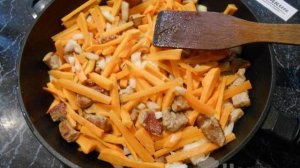 Рассыпчатый плов со свининой на сковороде