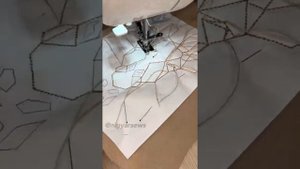 Вышивка на худи\ вышивка на бытовой швейной машине \ вышивка геометрических рисунков