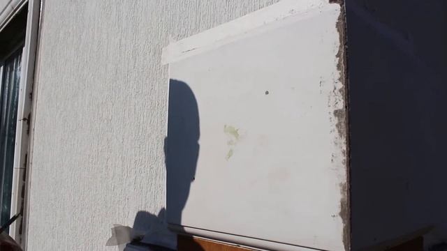 Третий этап работ, декор Фасада штукатуркой "Короед" и монтаж лепнины из "КЕРАМОБЕТОНА" смотреть онлайн