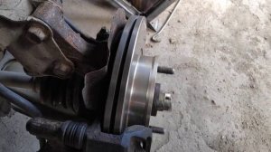 Причина хруста в колесе Hyundai Getz