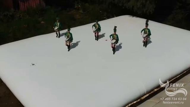 Заказать ансамбль барабанщиц на праздник и корпоратив в Москве - барабанщицы на встречу гостей.MP4