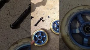 как правильно почистить колёса на трюковом  самокате