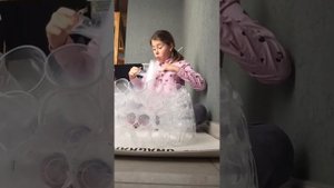 Как сделать снеговика из 300 стаканчиков