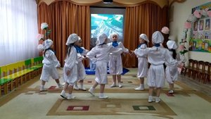 Танец "Колыбельная для Умки" ДОУ 45