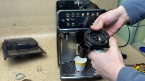 Кавомашина Philips 5400  помилка 1. Що робити?