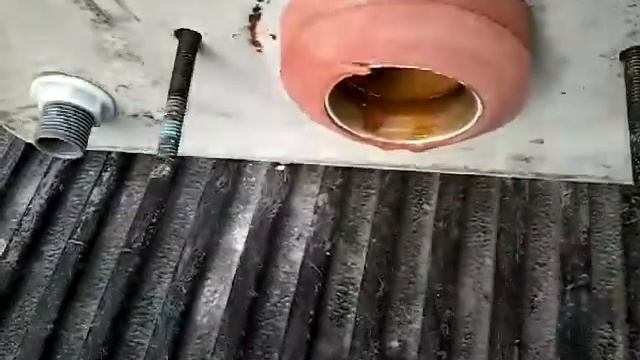 2 Gerber Mount Vernon Toilets and the Cream 1995 Mansfield Imperial Toilet смотреть онлайн