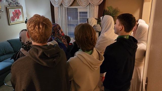 Дети и подростки славят Христа смотреть онлайн