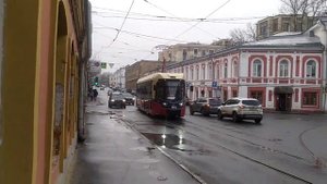 Впервые на маршруте! Новый трамвай БКМ Т811 "МиНиН" N-1802 на улице Октябрьская