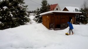 Чистка снега электролопатой Texas 1300