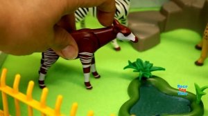 School Bus Trip to the Playmobil Zoo - Fun Animals Toys For Kids