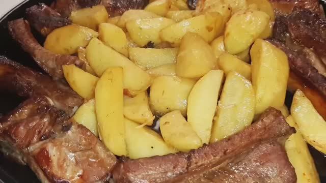 Рёбрышки в духовке. Шашлык больше не нужен. Делюсь рецептом. (720p) (1).mp4