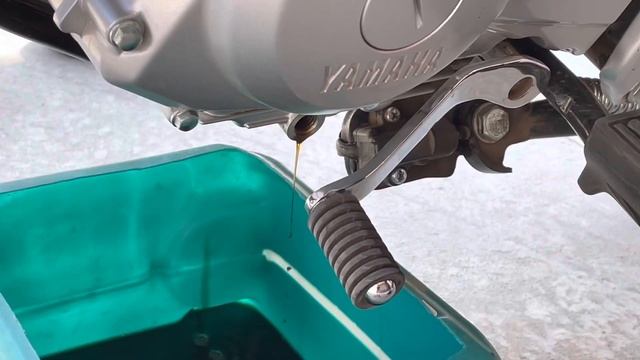 Yamaha Ybr 125 поменял масло, открыл сезон