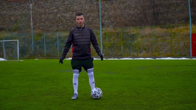 ЛЕГКИЙ СПОСОБ СТАТЬ ПРОФИ В ФУТБОЛЕ! смотреть онлайн