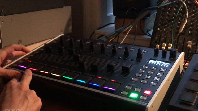 S2400 Hip hop instrumental смотреть онлайн