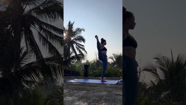 #utthitahastapadangusthasana - первая асана первой серии Аштанга йоги смотреть онлайн