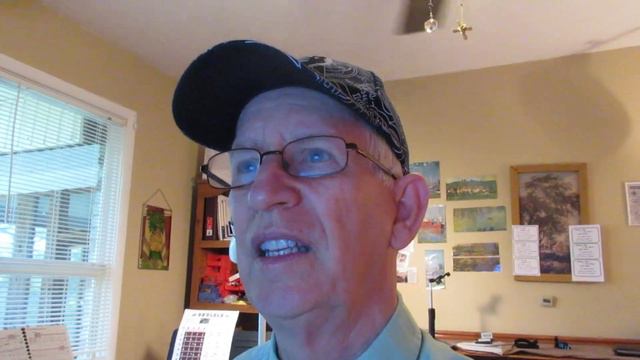 Enya Pineapple Soprano Ukulele EUP-70 and Enya OMS 04 Concert Ukulele. смотреть онлайн