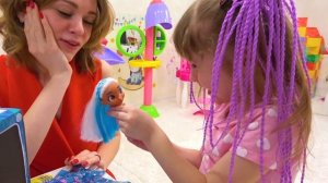 Ева захотела стать куклой