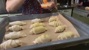 Готовим закусочные мини круассаны. Мукбанг