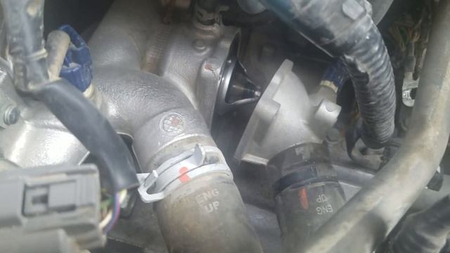 Location thermostat and sensor on 2007 Saturn Vue смотреть онлайн