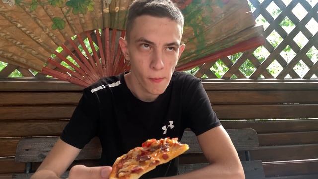 ВЕСЬ ДЕНЬ ЕМ ПИЦЦУ смотреть онлайн