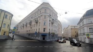 Прогулки по Москве. По Хитровской площади. Дом Утюг. Новый арт-объект