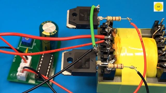how to make simple inverter, 12DC to 220AC , 2 transistor , G40N60 ,jlcpcb смотреть онлайн