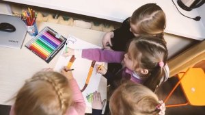 С Днём Защитника Отечества! Песни к 23 февраля в исполнении детей.