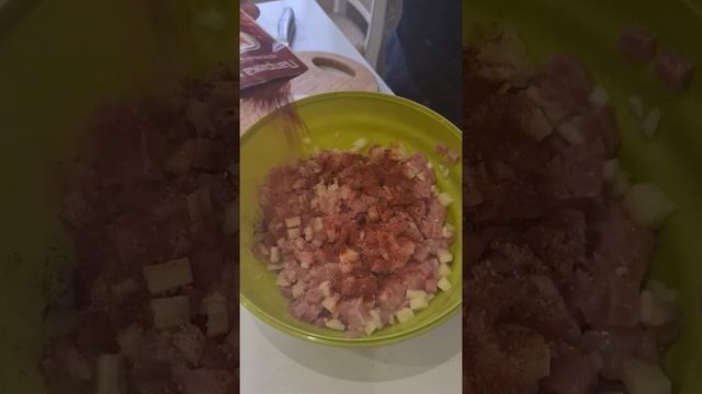 Эчпочмаки или пирожки с мясом.