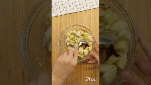 Сдобные булочки с яблоками