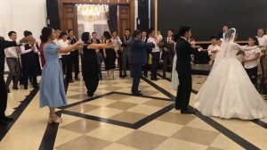 САМЫЙ ЛУЧШИЙ СЕМЕЙНЫЙ ФЛЕШМОБ НА СВАДЬБЕ ЕРНАР+ЖАНСАЯ #ErnarZhansayaWD