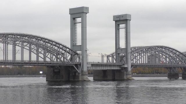 Финляндский (железнодорожный) мост через Неву