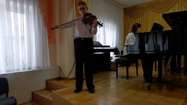 Саранцев Арсений (5кл) Е. Фролов "Клоуны" смотреть онлайн