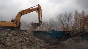 Дробление бетона. Производство вторичного щебня.