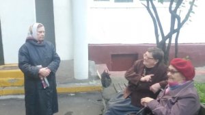 О чем сегодня говорят бабушки на лавочке у подъзда