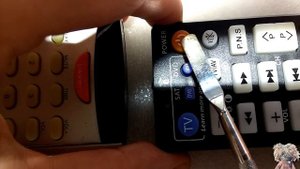 как настроить универсальный пульт от телевизора. Как настроить L336 Remote Control пульт ДУ.