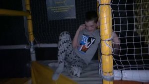 На детском дне рождения.Аутизм.