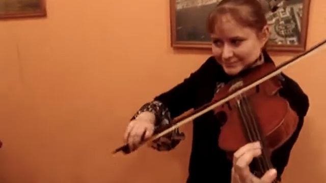 Песня Alexia DAnite - Ночной Питер  на скрипки 